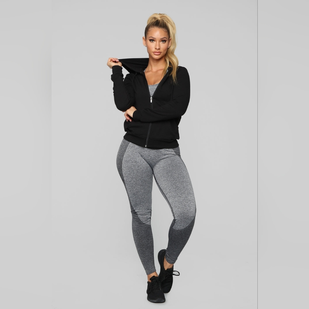 NWT Fashion Nova run with me Black Zip up hoodie - Picture 5 of 11